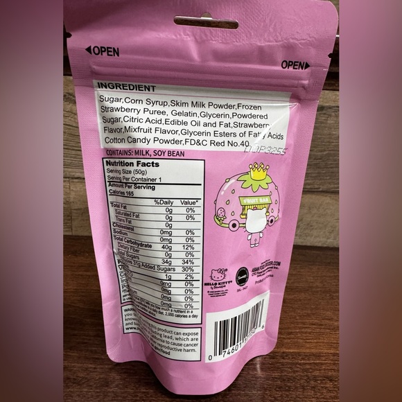 Hello Kitty Soft Strawberry 🍓 Flavour Chewy Candy - Picture 4 of 5